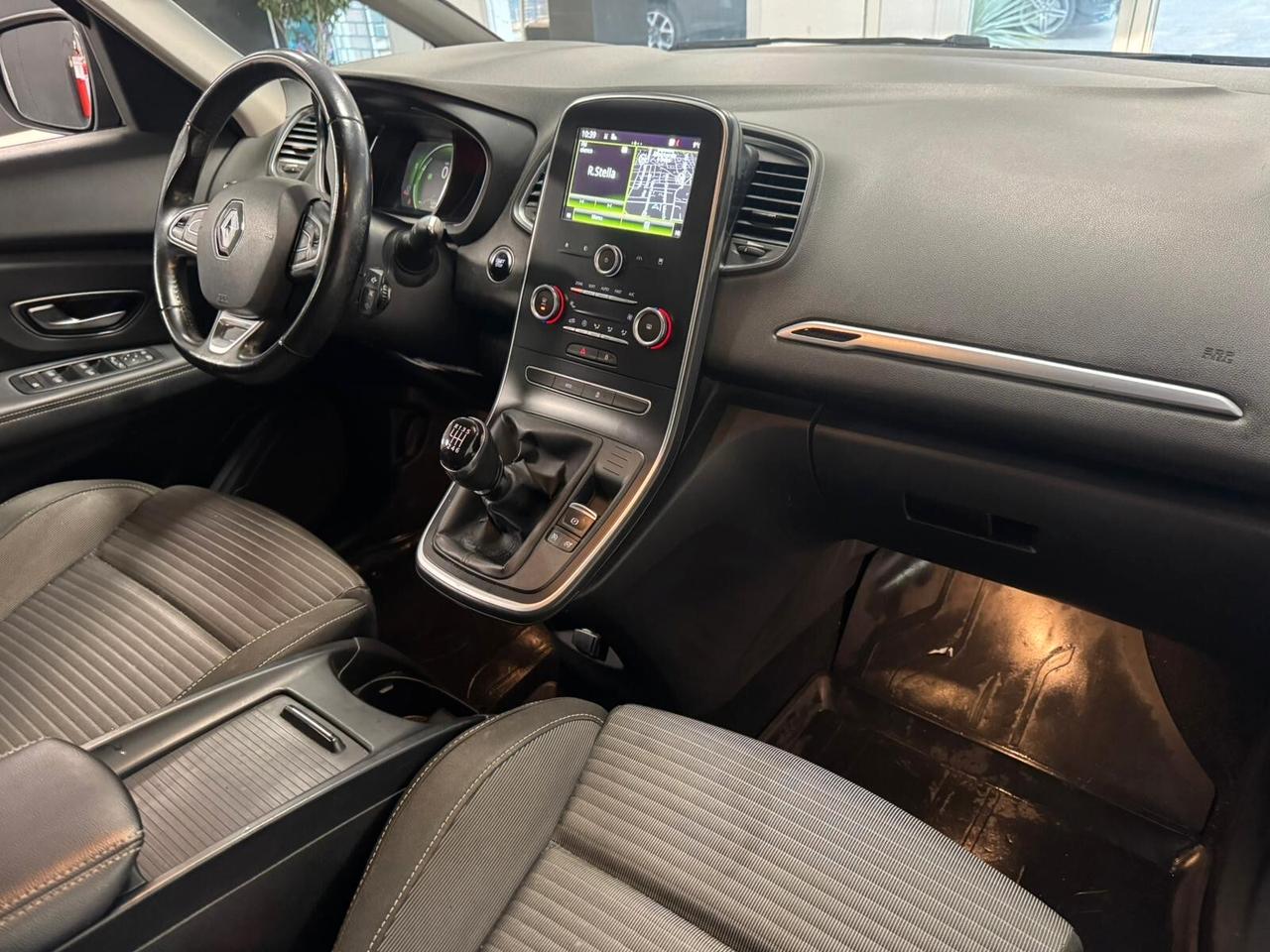 Renault Grand Scenic dCi 8V 110 CV Energy Bose