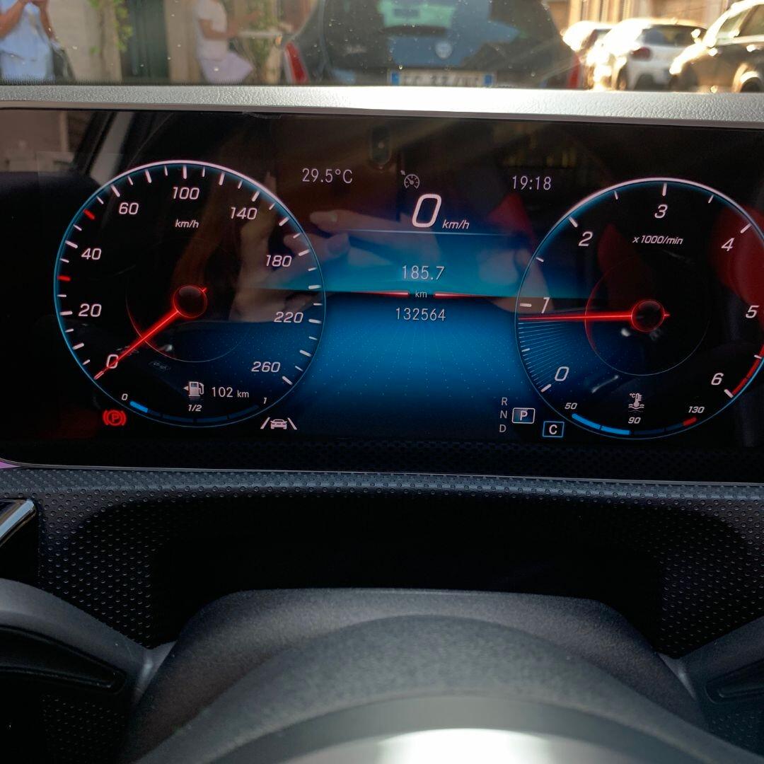 Mercedes Classe A 180d Premium **FULL**
