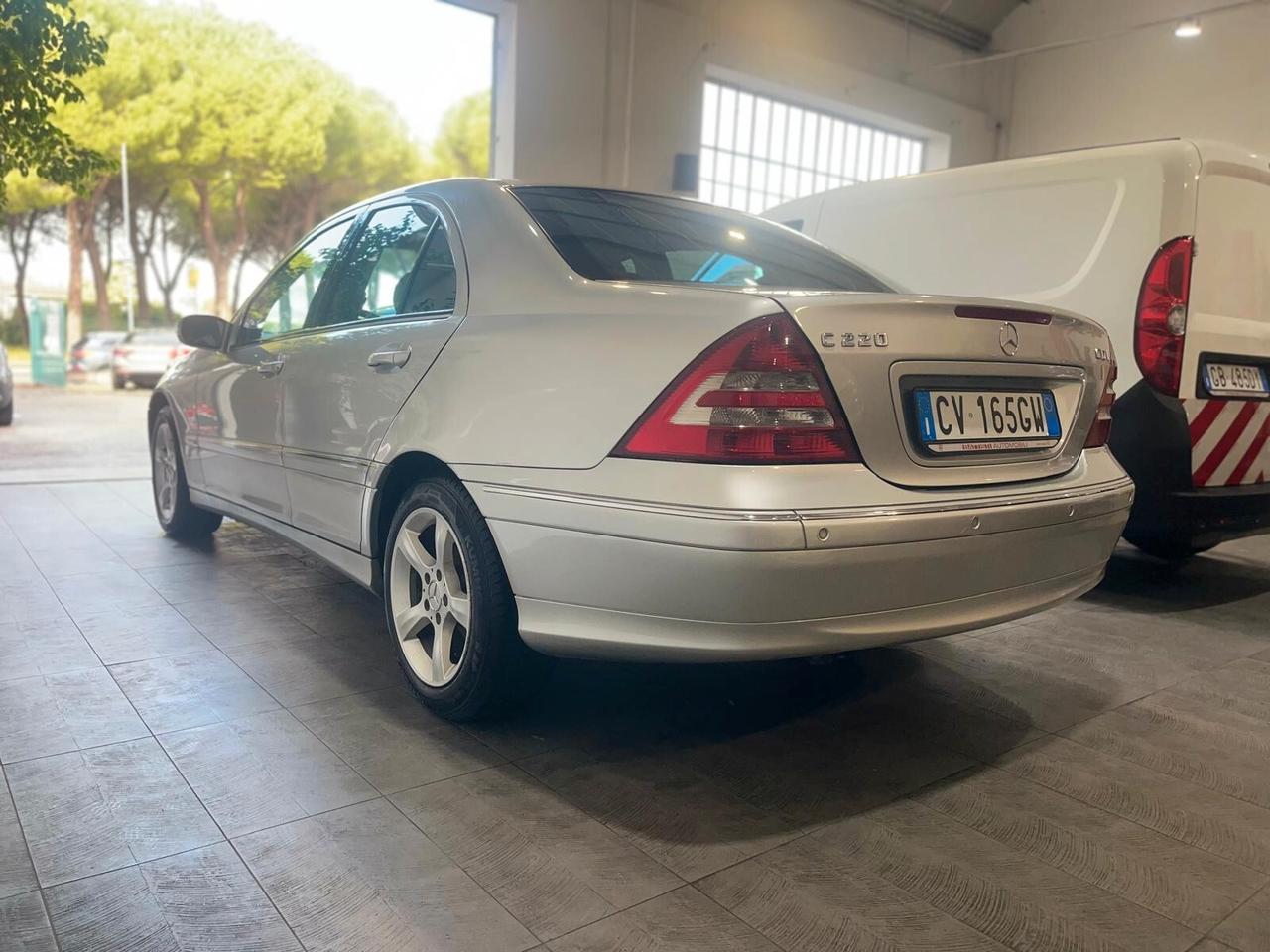 Mercedes-benz C 220 200 CDI cat Avantgarde