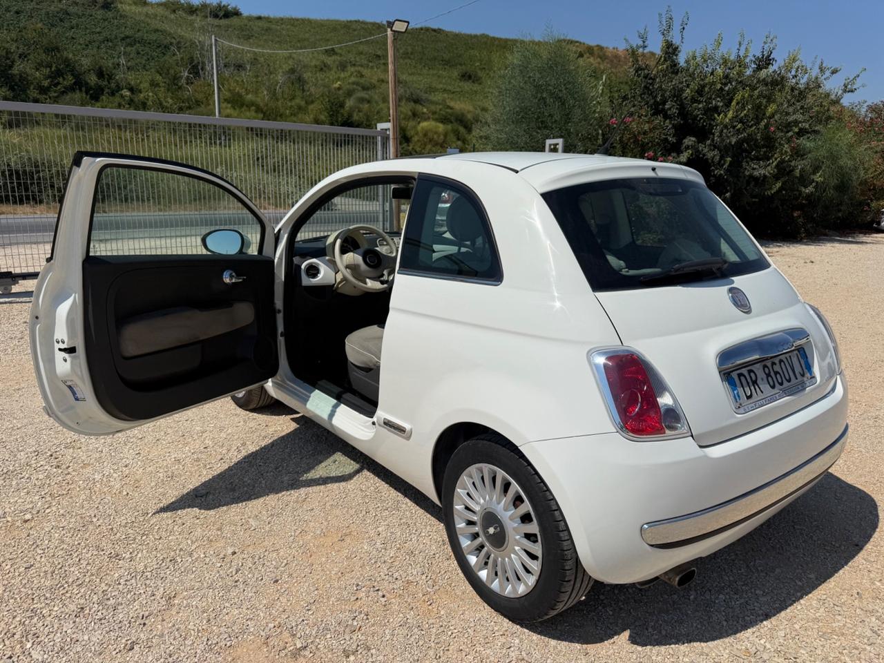 Fiat 500 1.2 Tetto Panoramico 3.990€ PERMUTE