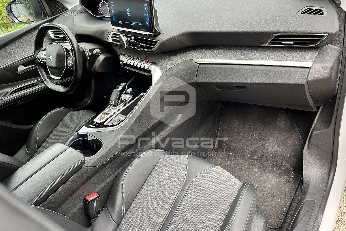 PEUGEOT 3008 BlueHDi 130 S&S EAT8 Allure