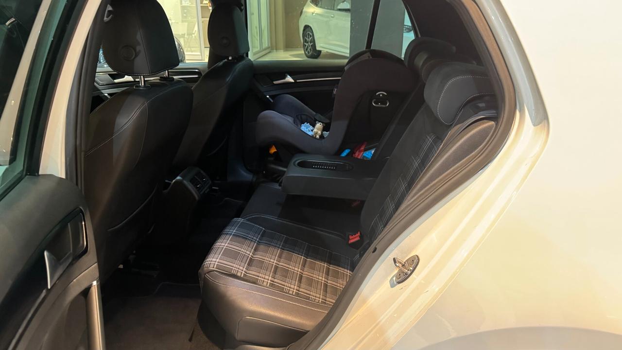 VOLKSWAGEN GOLF GTD 2.0 TDI DSG - 184CV - 2014