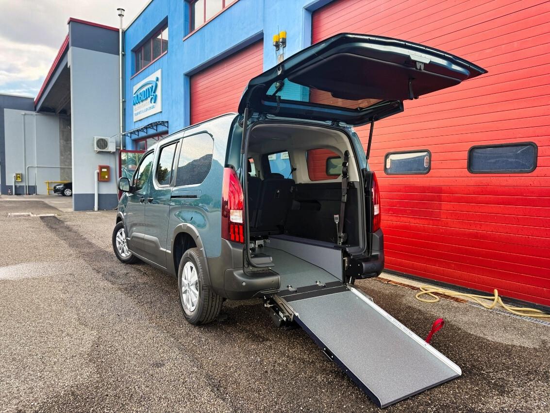 Peugeot Rifter - Auto per disabili con pianale ribassato