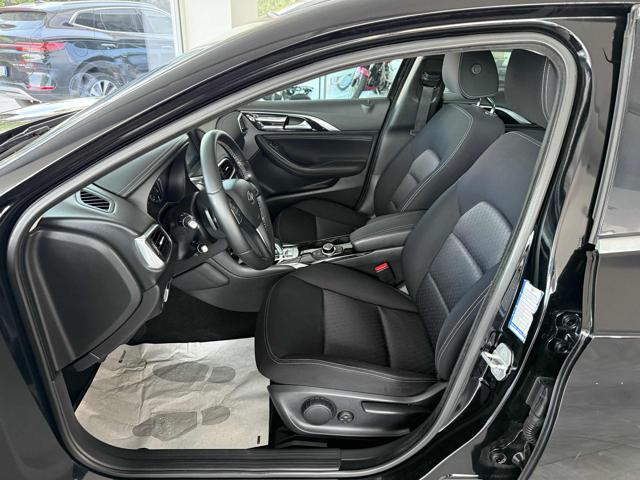 INFINITI Q30 2.2 diesel DCT AWD Premium tetto panoramico