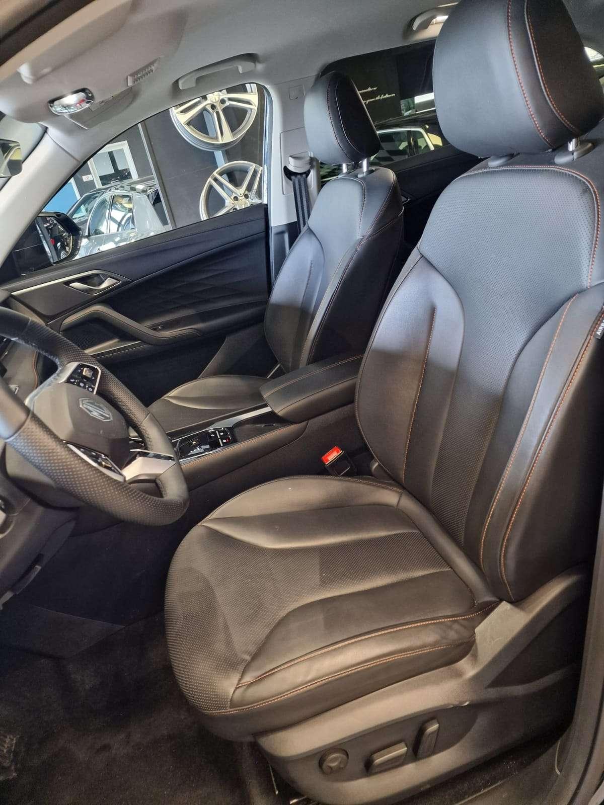 MG HS HS 1.5 Luxury auto