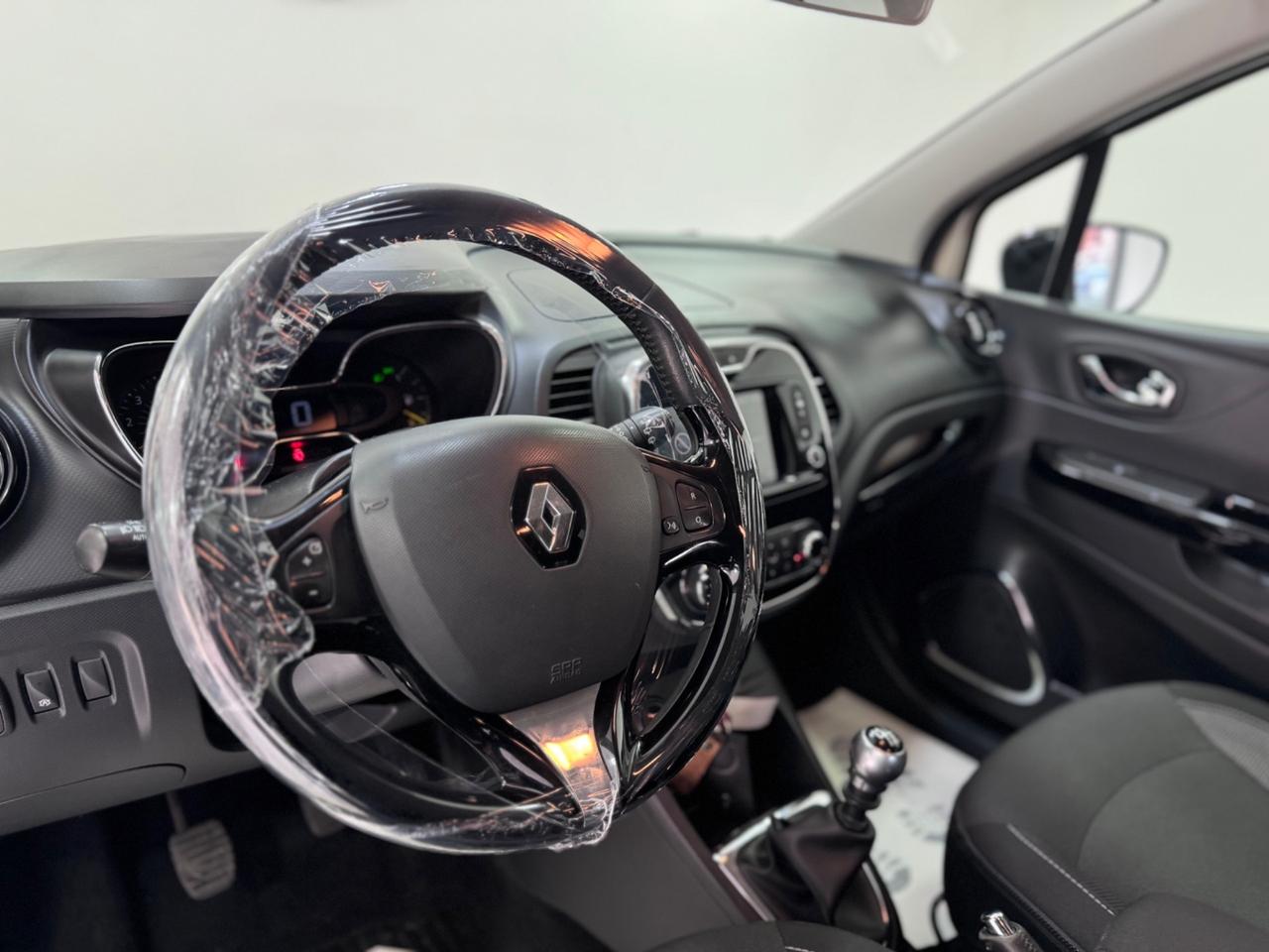 Renault Captur-78000-2017- 110 CV Energy Intens