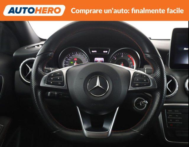 MERCEDES-BENZ GLA 200 d Automatic Premium