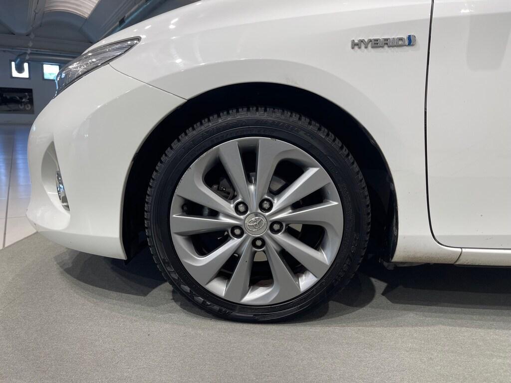 Toyota Auris Touring Sport 1.8 hybrid Lounge