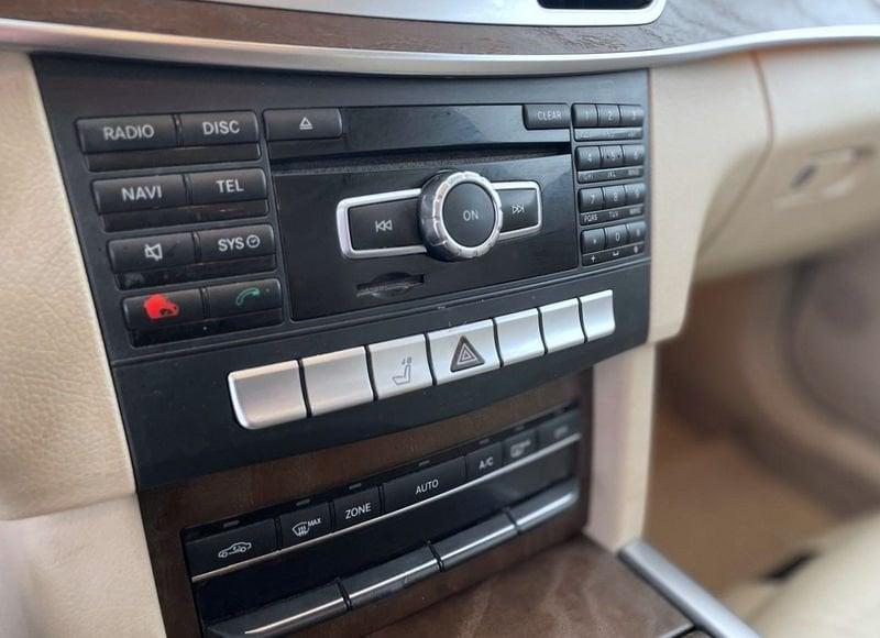 Mercedes-Benz Classe E E 300 BlueTEC Hybrid Automatic Premium ** OFFERTA RISERVATA SOLO PER OPERATORI DEL SETTORE **