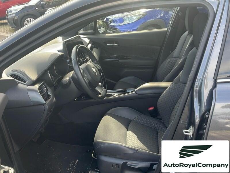 Toyota C-HR 2.0H (184CV) E-CVT Trend