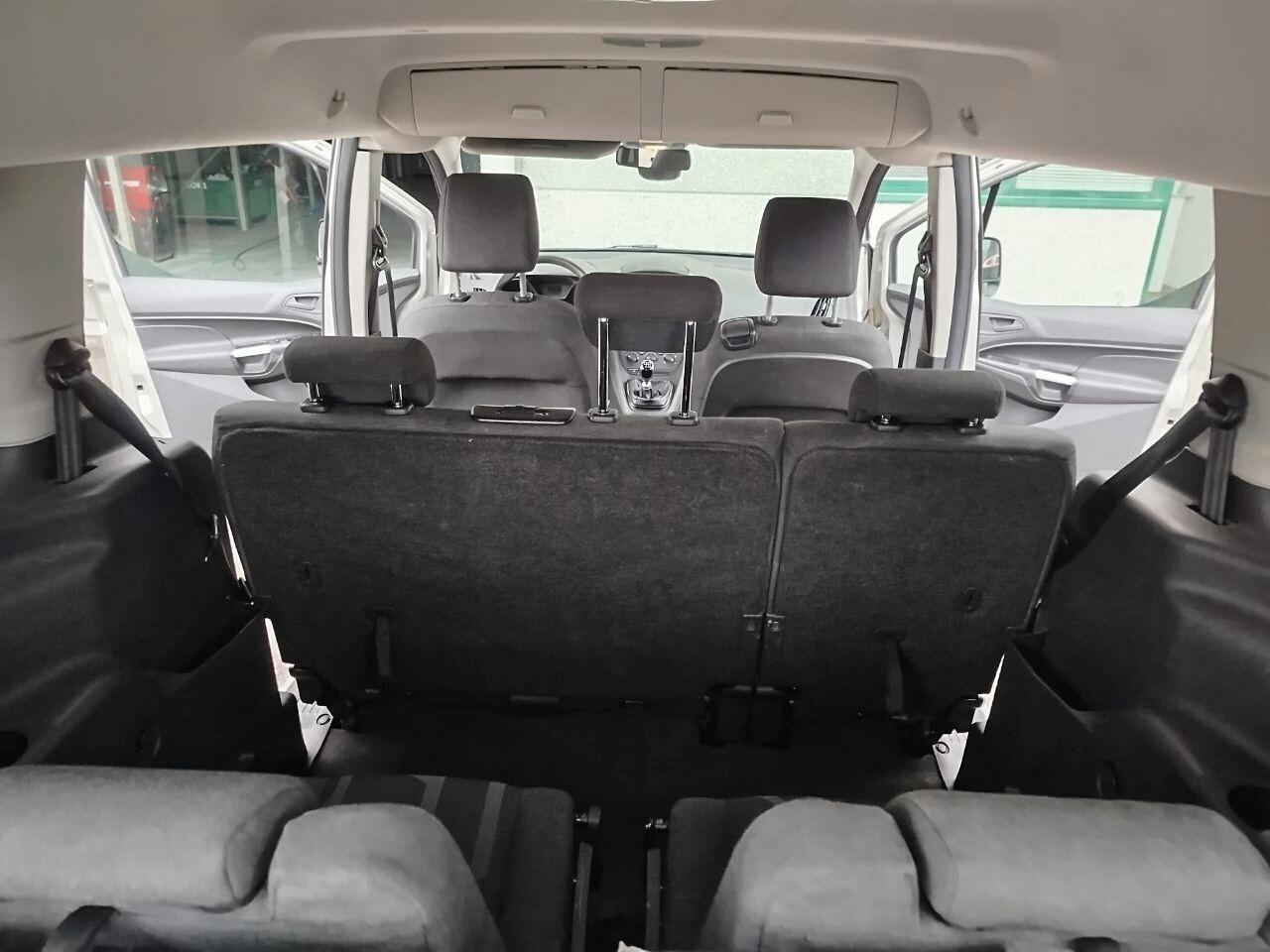 Ford Tourneo Connect Connect7 1.6 TDCi 115 CV Plus 7 POSTI