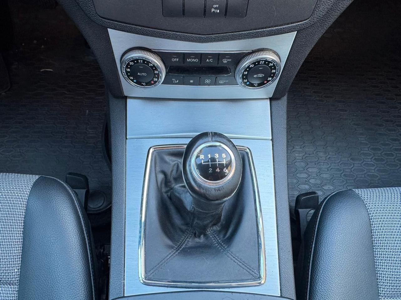 MB C 220 CDI BlueEFFICIENCY AVANTGARD