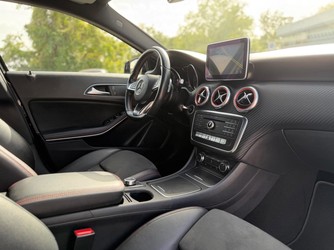 Mercedes-benz A 180 d Automatic Premium