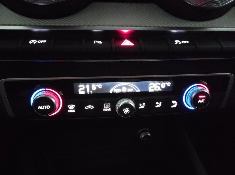 AUDI Q2 - Q2 35 TFSI S tronic Identity Black