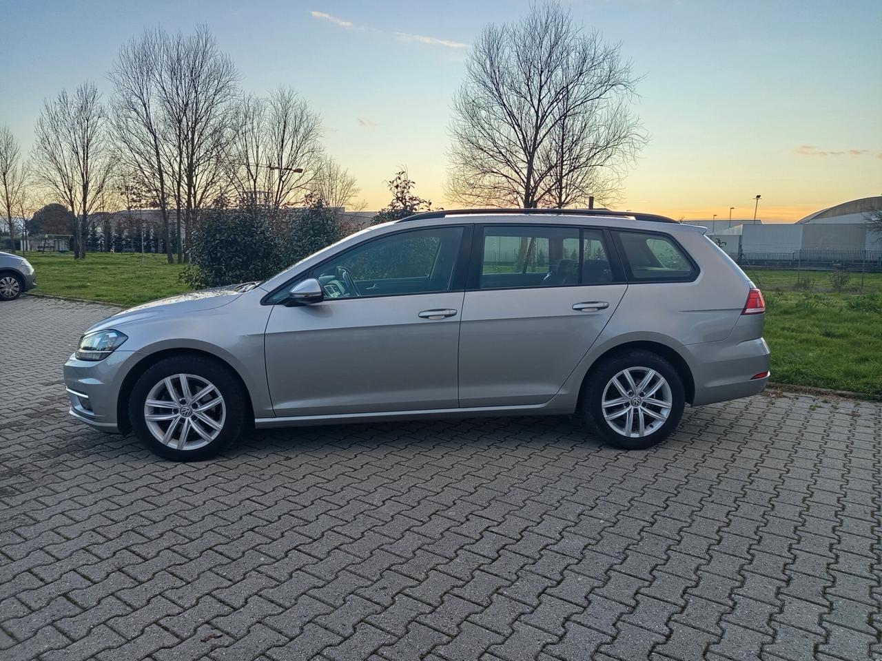 Volkswagen Golf Variant 1.6 TDI 115 CV Executive BlueMotion Technology