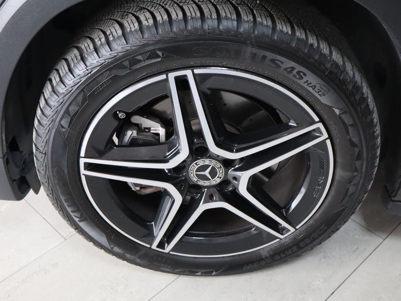 Mercedes-Benz GLB 180 Premium GLB 180 D #10389