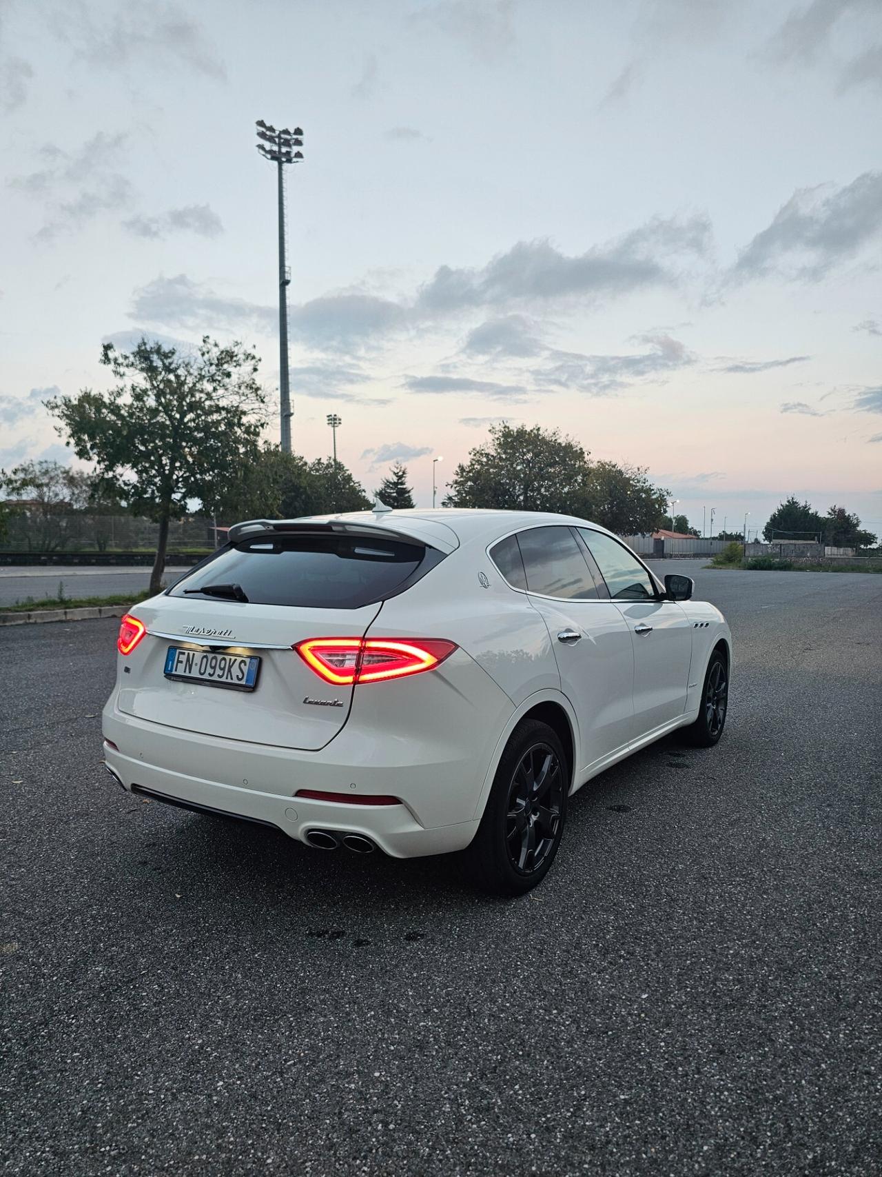 Maserati Levante V6 Diesel 275 CV AWD Gransport