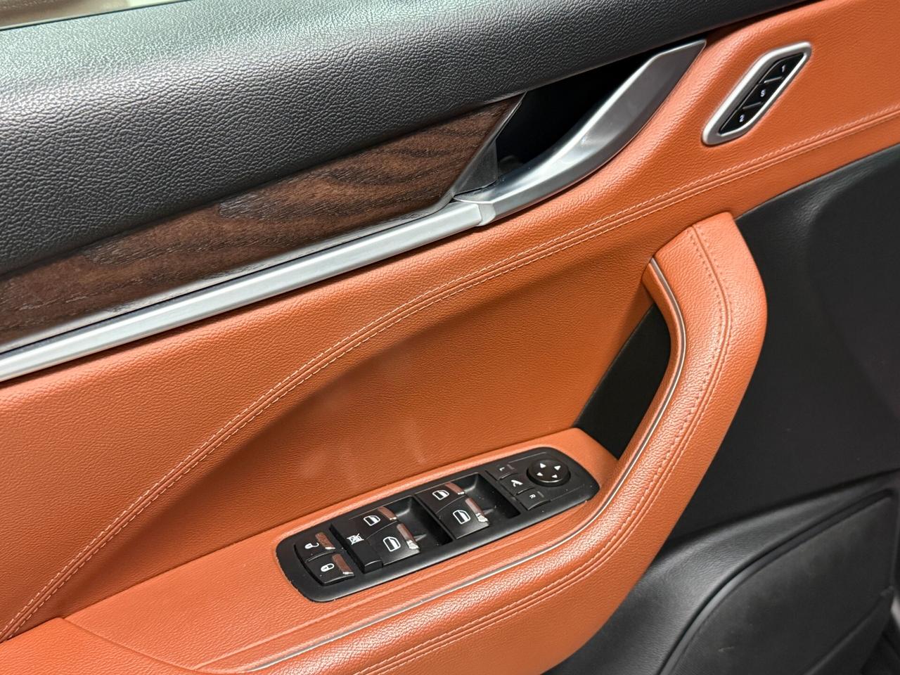 Maserati Levante V6 Diesel 275 CV AWD Granlusso