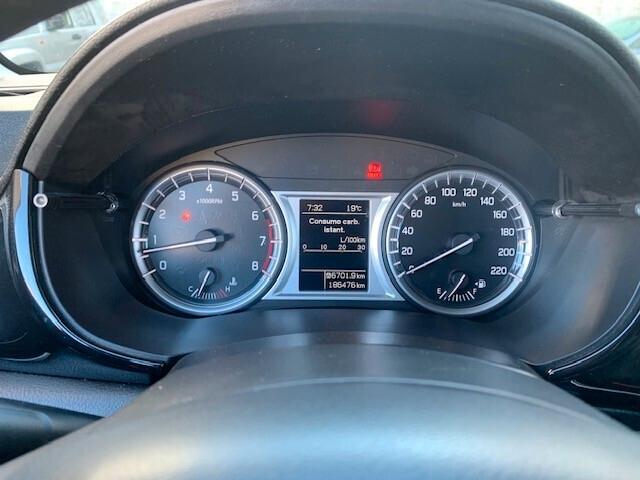 Suzuki Vitara 1.6 VVT V-Top 2WD
