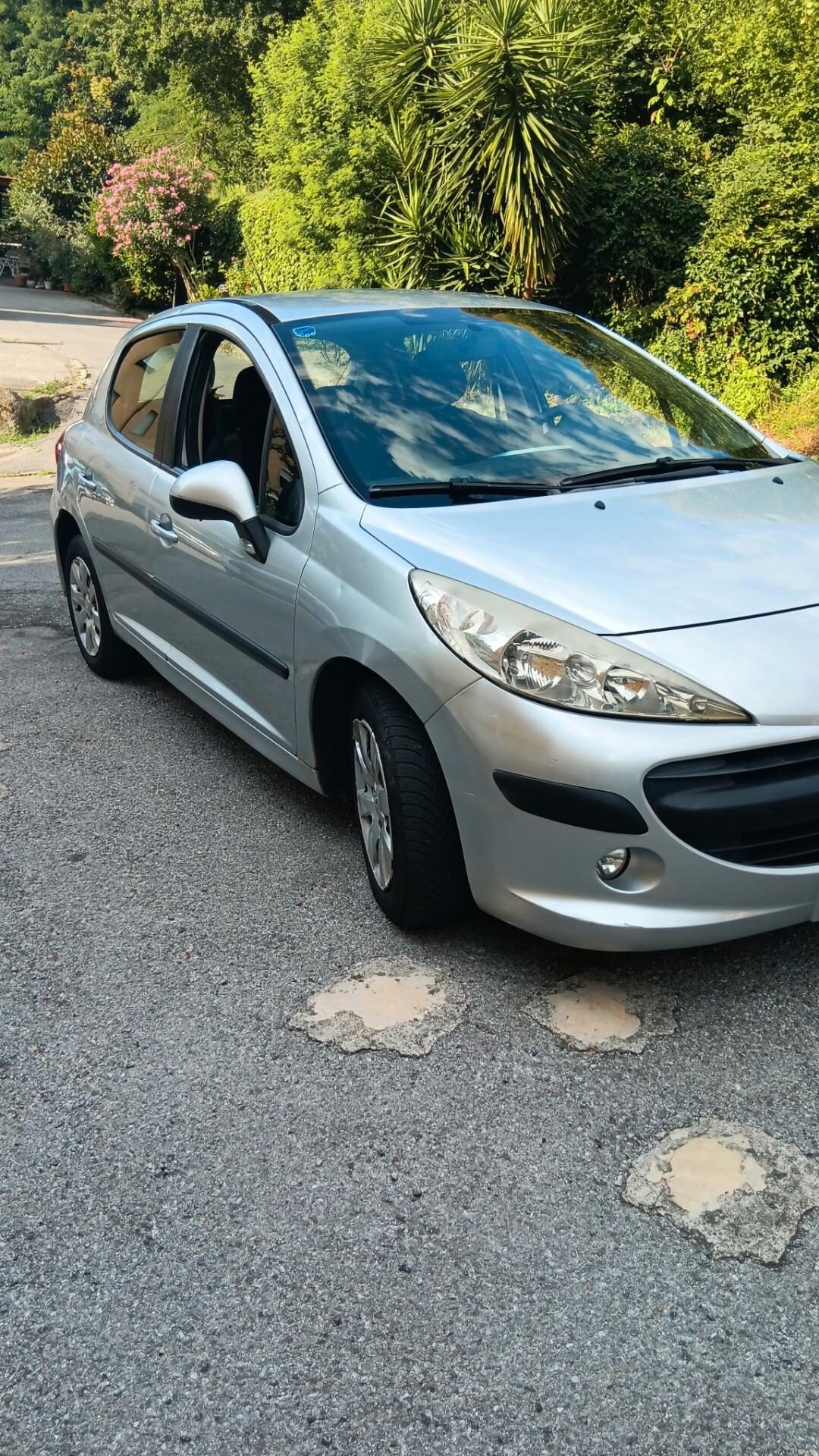 Peugeot 207 1.4 VTi 95CV 5p. XS