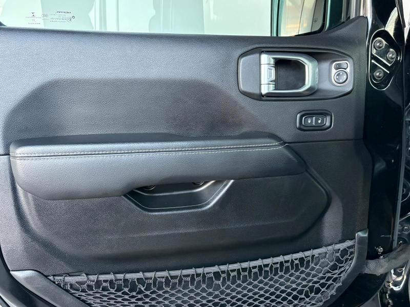 Jeep Gladiator 3.0 V6 Overland 4wd auto