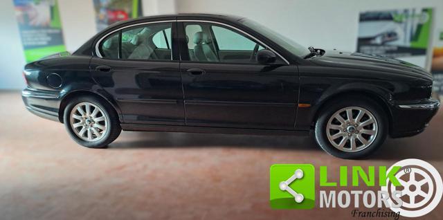 JAGUAR X-Type 4WD 2.5 V6 24V cat