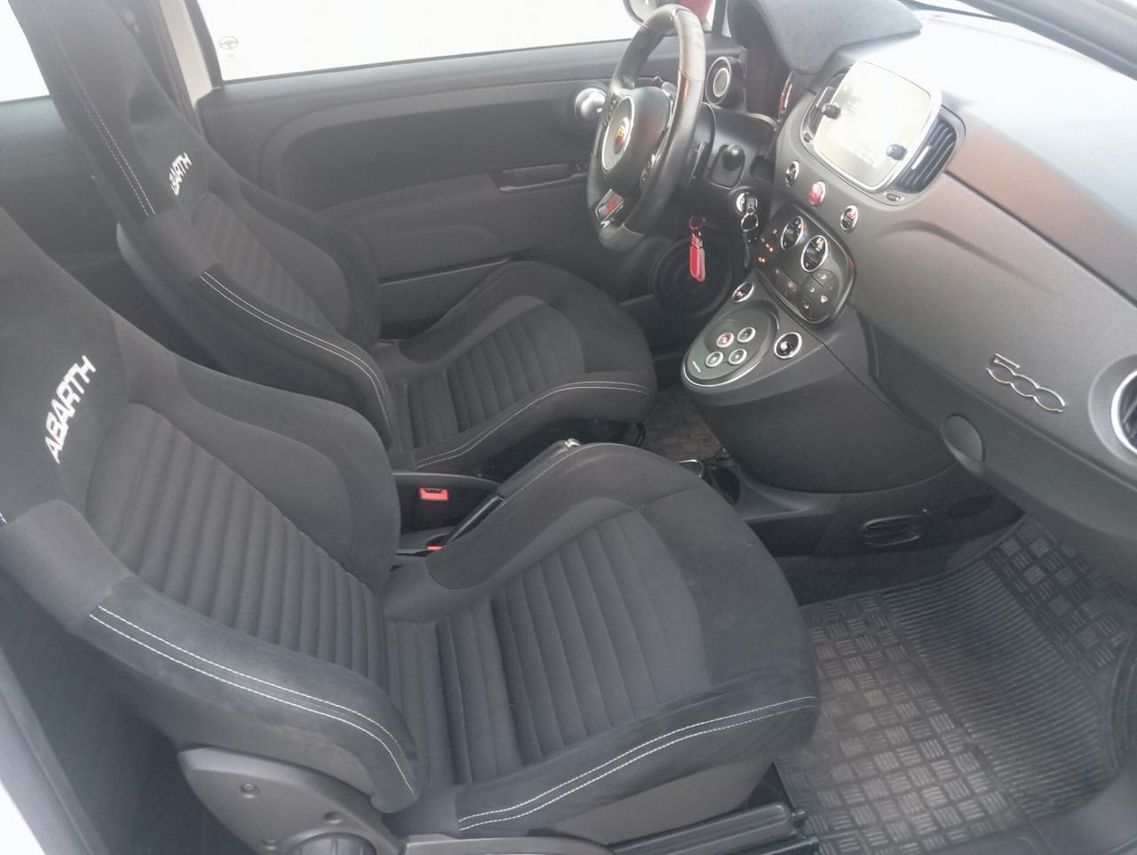 Abarth 595 1.4 Turbo T-Jet 180CV