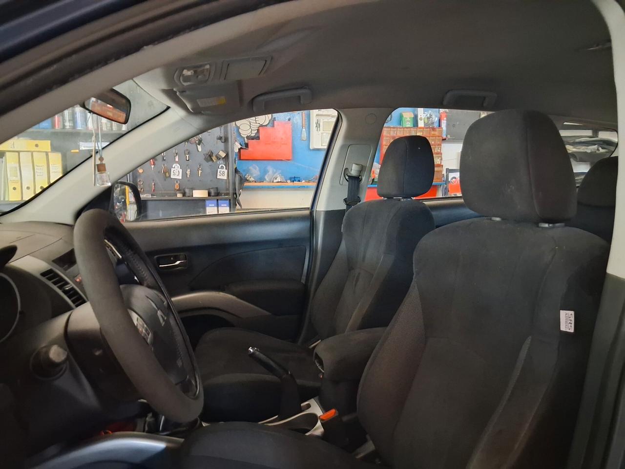 MITSUBISHI Outlander 2.000 TDI 140cv 4WD