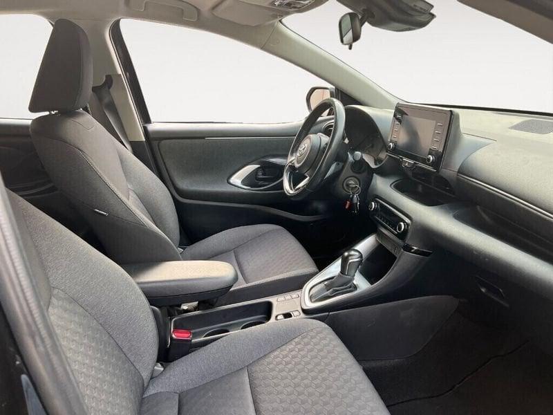 Toyota Yaris 4ª serie 1.5 Hybrid 5 porte Active