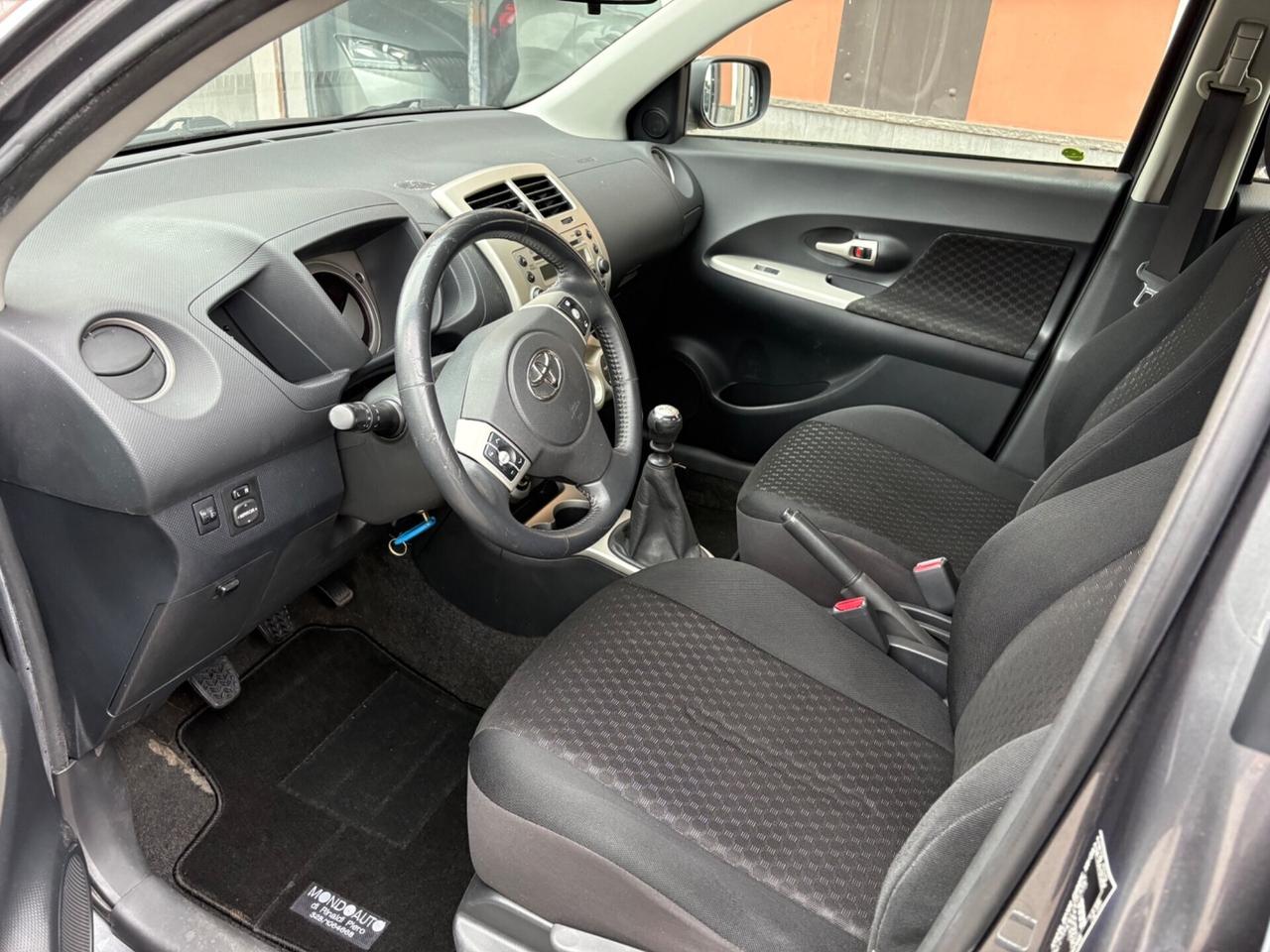 Toyota Urban Cruiser 1.4 D-4D 4X4