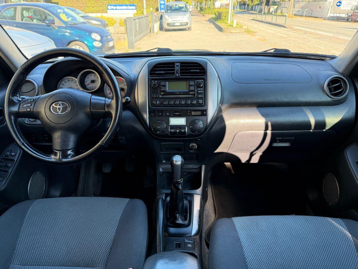 TOYOTA - RAV4 - 2.0 Tdi D-4D 5 porte Sol