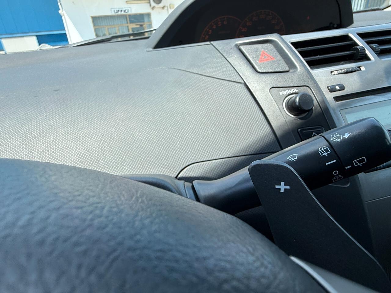 Toyota Yaris 1.3 5 porte M-MT Sol