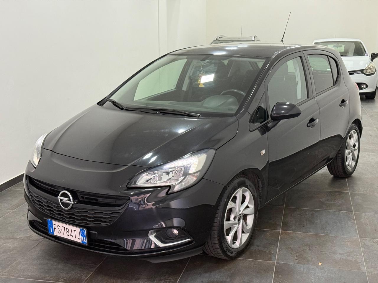 Opel Corsa 1.2 5 porte Edition PER COMMERCIANTI