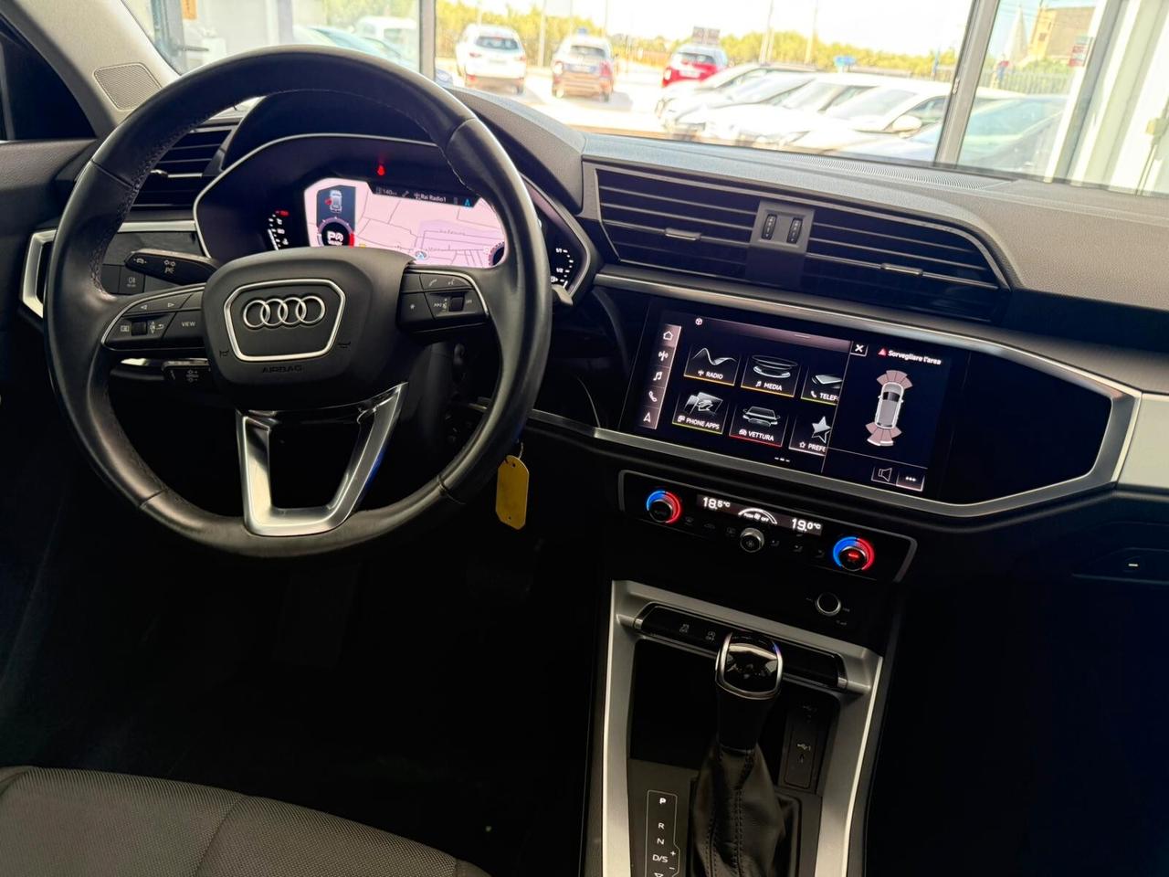 Audi Q3 35 TDI S tronic Business Advanced