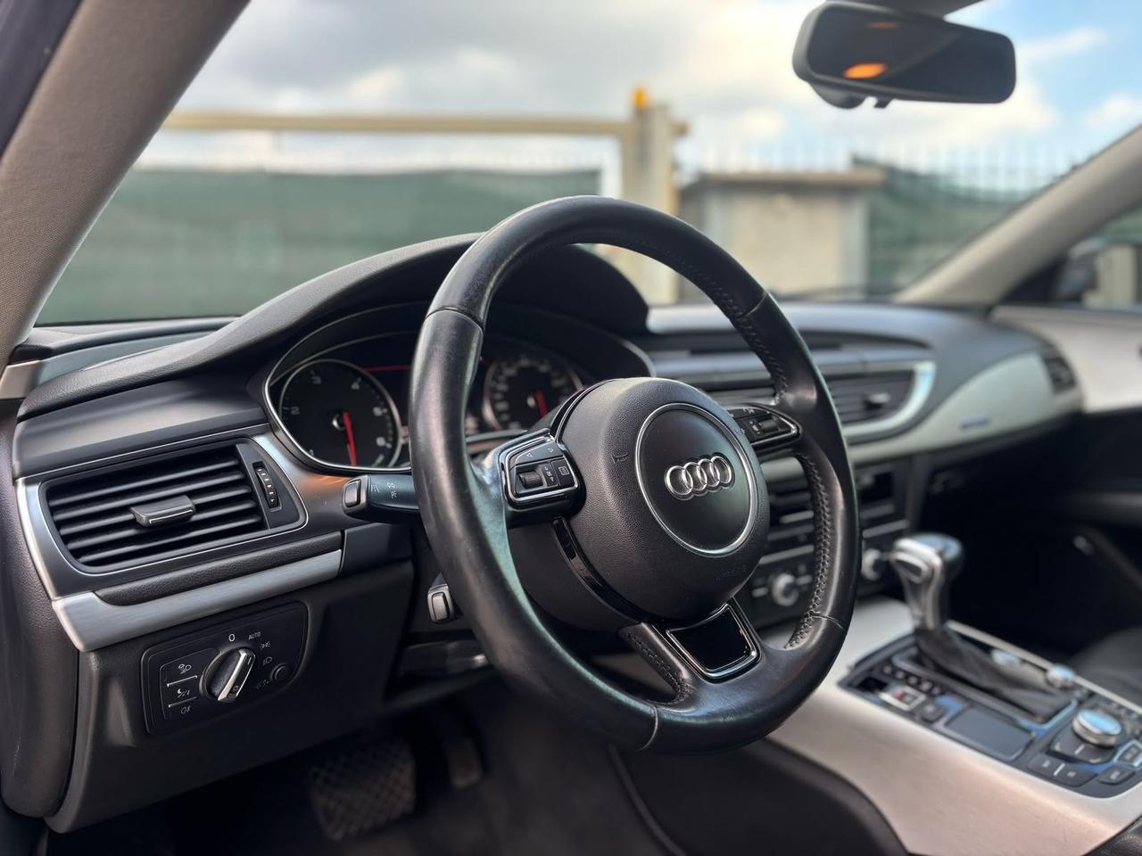 Audi a7 solo per rivenditori o export