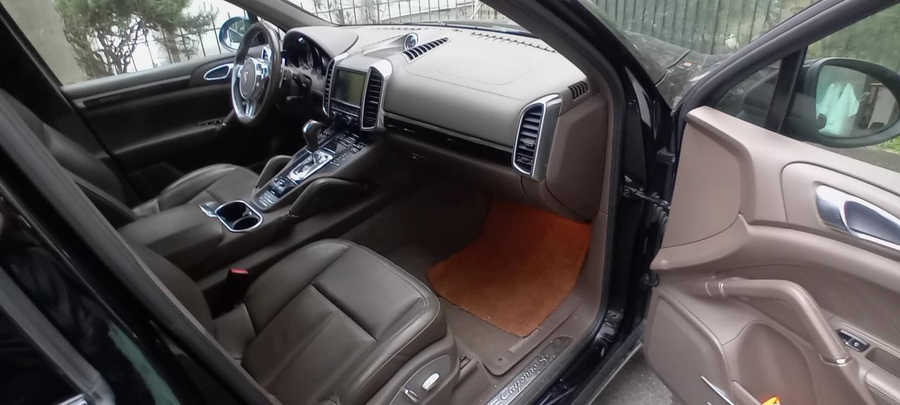 Porsche Cayenne 4.8 S