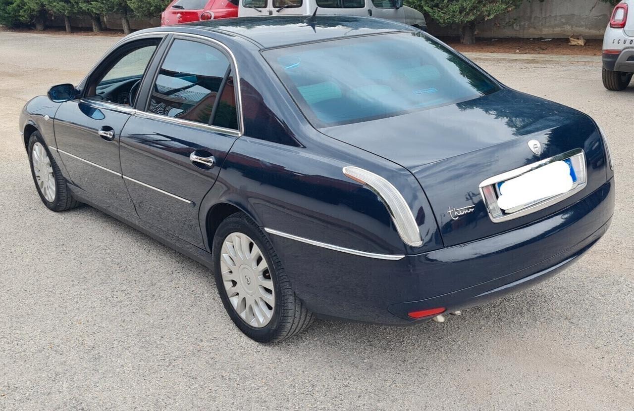 Lancia Thesis 2.4 JTD Executive