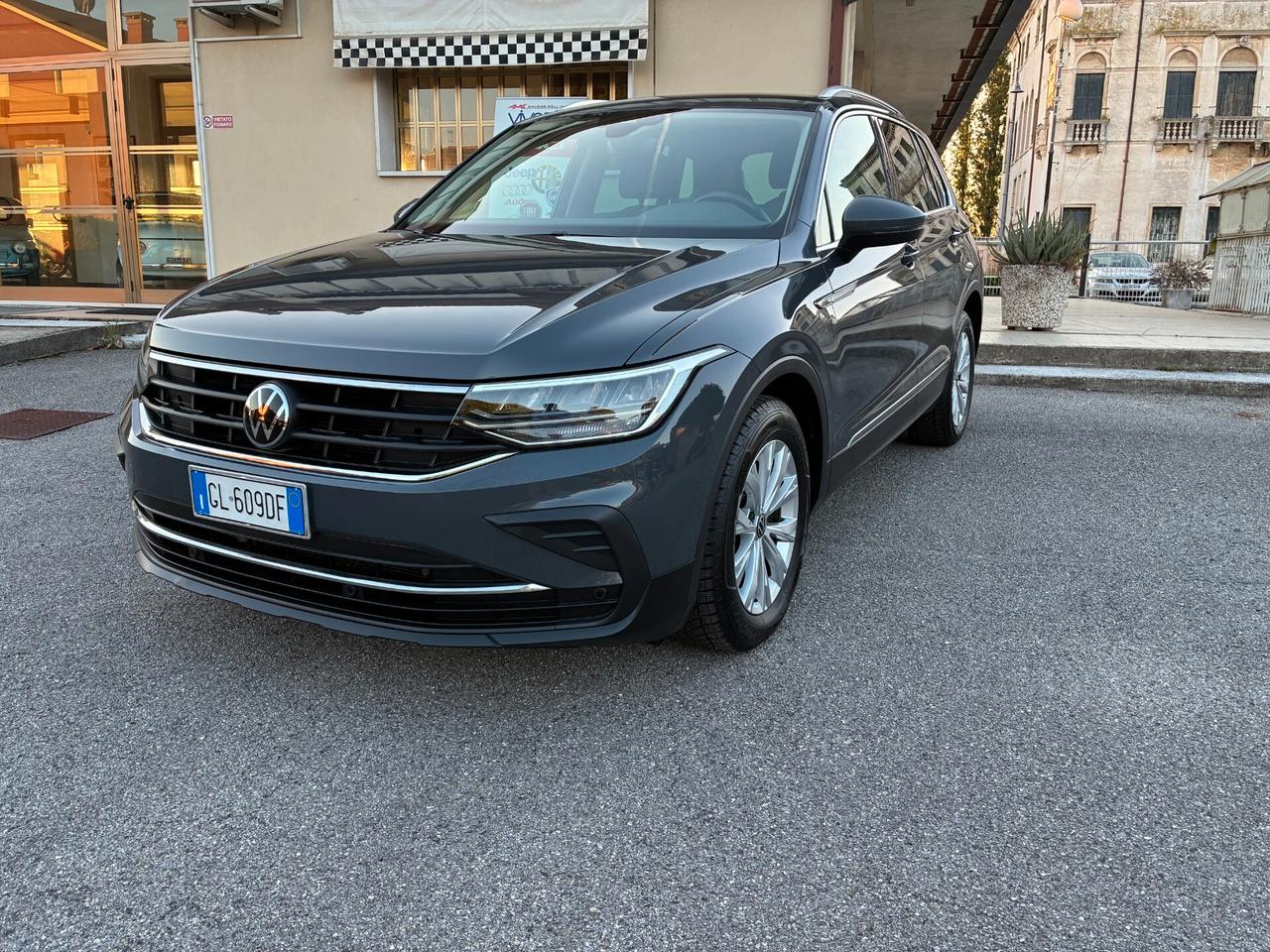Volkswagen Tiguan 2.0 TDI 150 CV SCR DSG Life