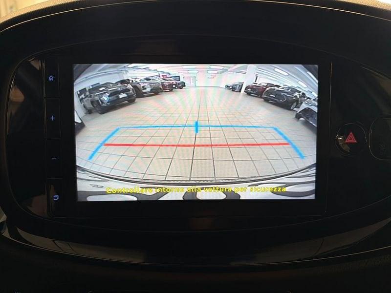 Toyota Aygo X 1.0B (72 CV) Lounge S-CVT
