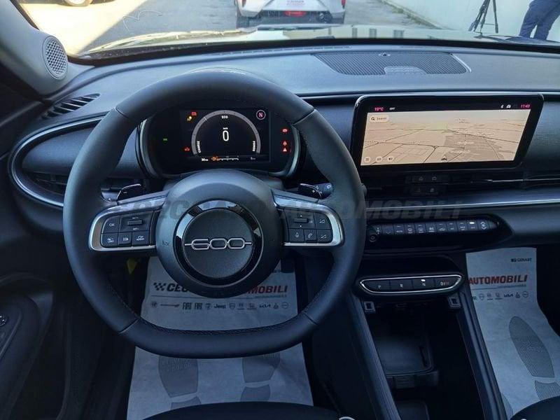 FIAT 600 600 Hybrid My25 600 1.2 Hybrid136cv