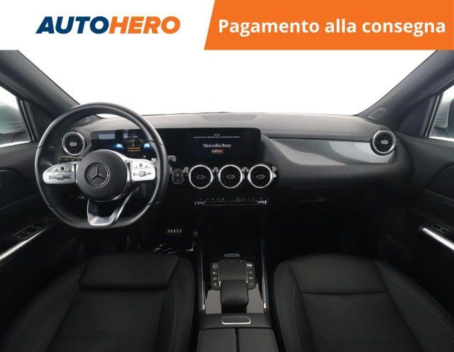 MERCEDES-BENZ GLA 250 Automatic Premium