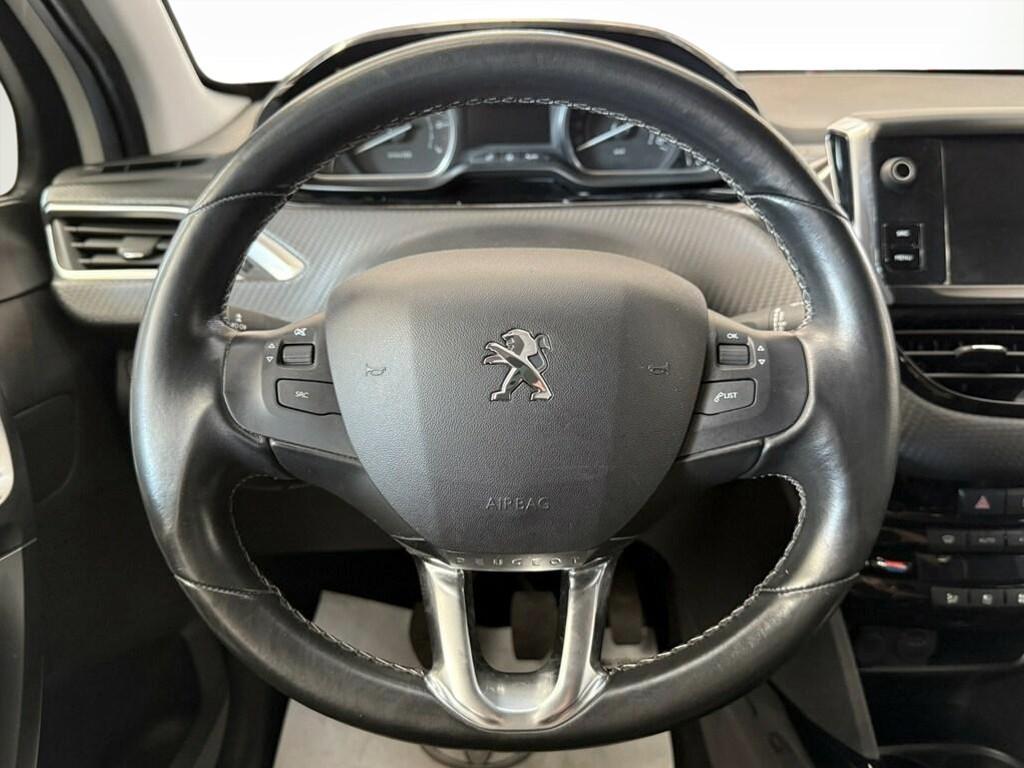 Peugeot 2008 1.2 PureTech Allure