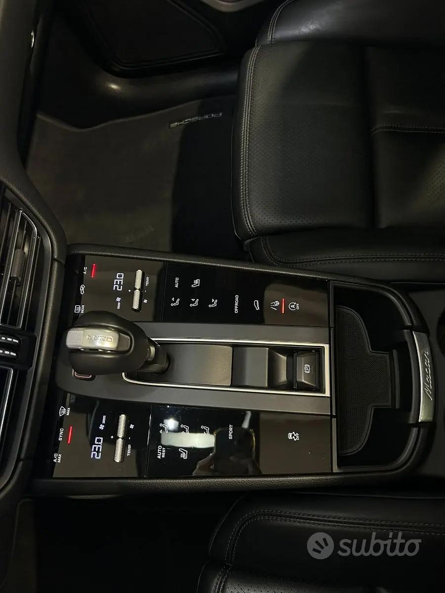 PORSCHE MACAN 2.0 265CV