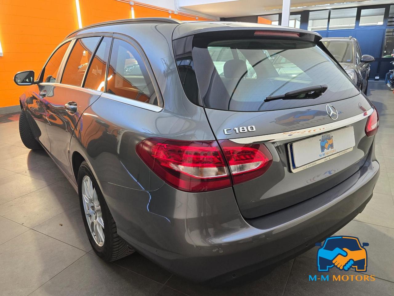Mercedes-Benz C 180 C180