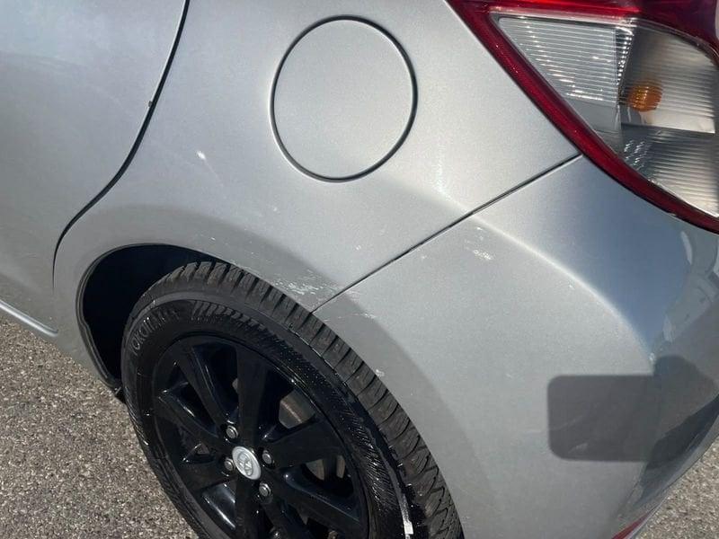 Toyota Yaris Yaris 5p 1.3 Lounge s&s cvt