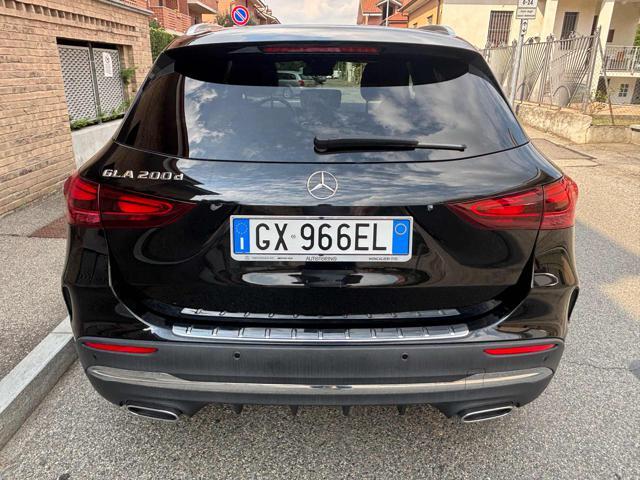 MERCEDES-BENZ GLA 200 d Automatic AMG Line Premium