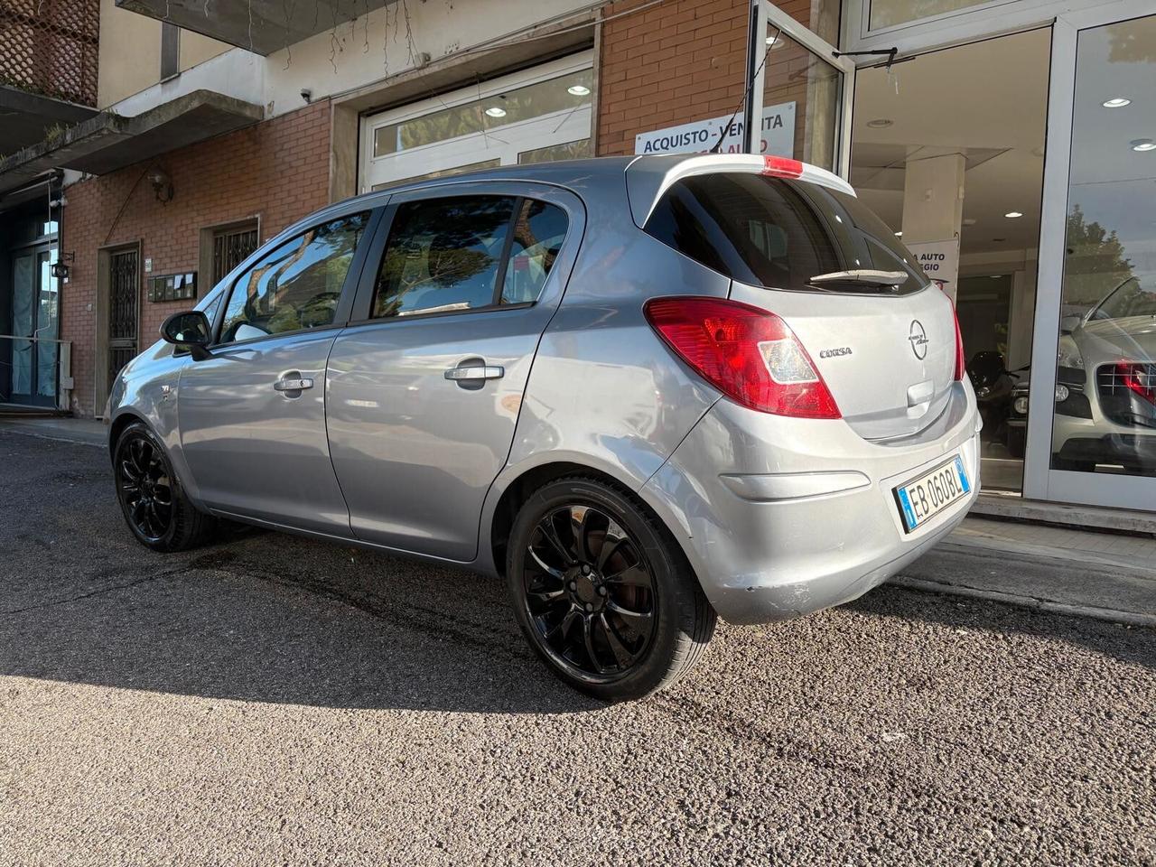 Opel Corsa 1.2 GPL 12 MESI DI GARANZIA COMPLETA!!!!