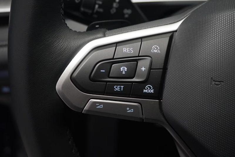 Volkswagen Tayron 1.5 eTSI ACT Life DSG MATRIX NAVI CAMERA