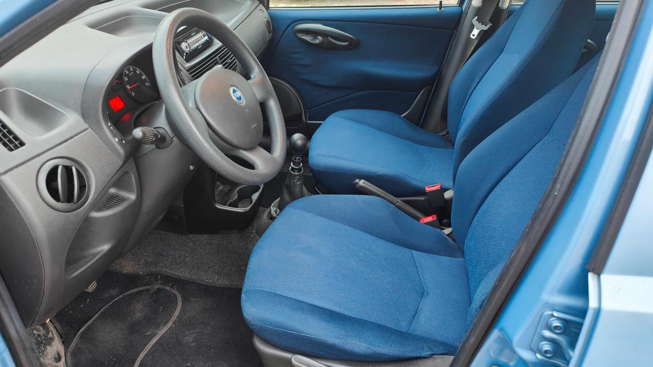 Fiat Punto 1.2 - neopatentati - compreso passaggio