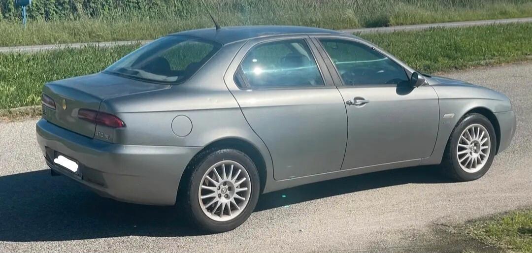 Alfa Romeo 156 Jtd 16 v